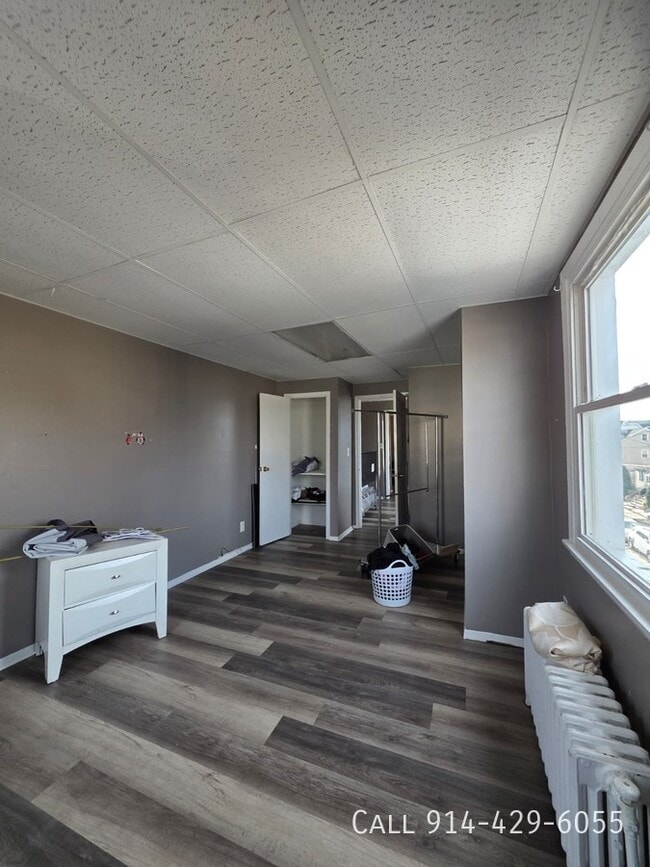 53 Charles St in New Rochelle, NY - Building Photo - Building Photo