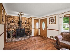 2233 Fremont Ave E in St. Paul, MN - Building Photo - Building Photo