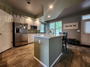 1612 W Canal Ct in Littleton, CO - Building Photo - Building Photo