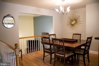 2331 Harleyford Ct in Reston, VA - Building Photo - Building Photo