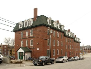 Langdon Mills Apartments in Manchester, NH - Building Photo - Building Photo