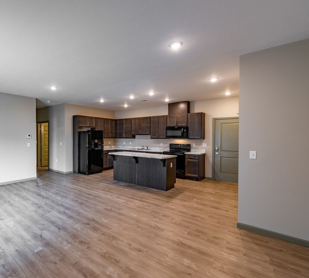 Walker Heights Apartments in Nixa, MO