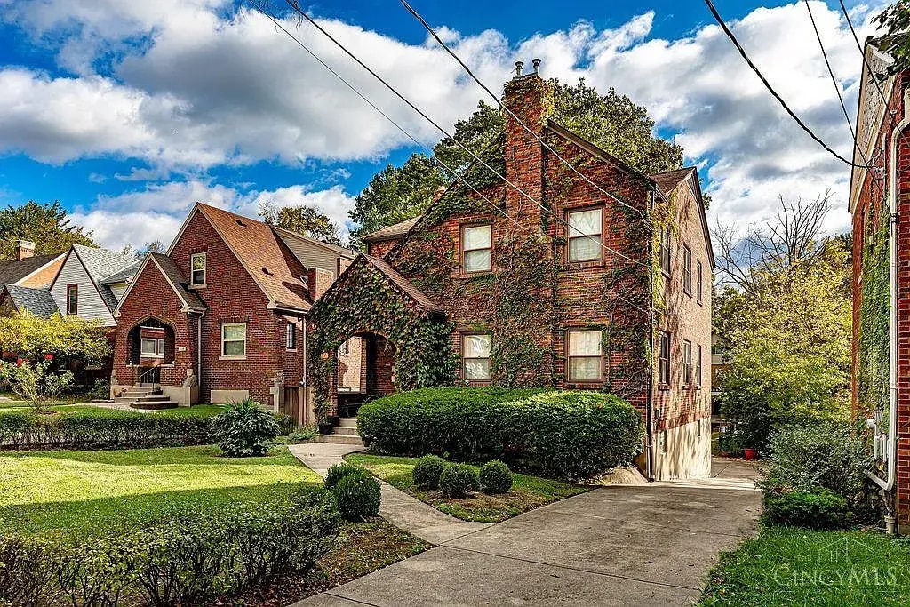 1054 Rutledge Ave, Unit 1 in Cincinnati, OH - Foto de edificio