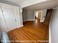 5940 N Lawrence St photo'