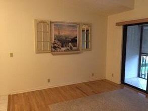 811 Sky Pine Way-Unit -C3 in Greenacres, FL - Foto de edificio - Building Photo