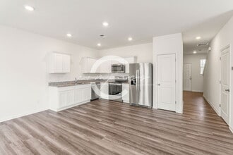 303 Aldgate Wy in Cartersville, GA - Building Photo - Building Photo
