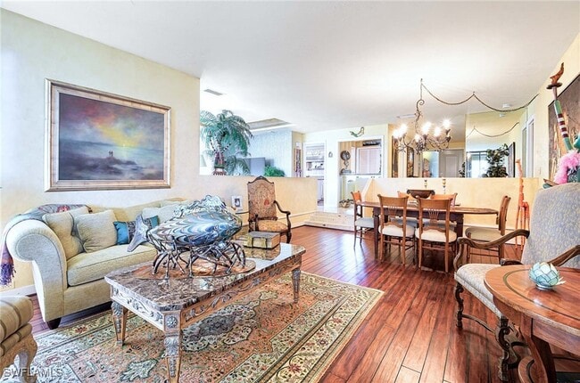 property at 4301 Gulf Shore Blvd N