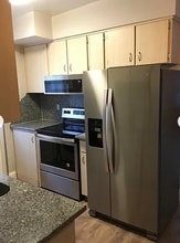 321 S Brown Ave, Unit 321 S Brown Ave in Orlando, FL - Foto de edificio - Building Photo