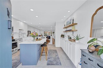 1600 1st Ave W in Bradenton, FL - Building Photo - Building Photo