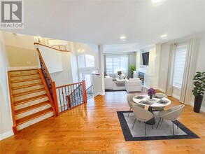 3729 Deerbrook Dr in Windsor, ON - Building Photo - Building Photo
