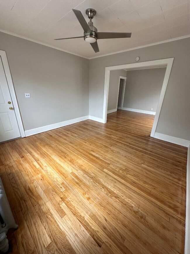 28 Foley St in West Hartford, CT - Building Photo - Building Photo