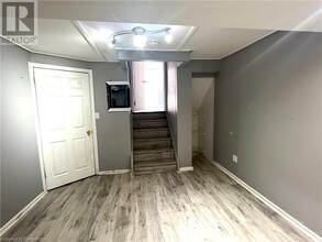222 Harvard Pl in Waterloo, ON - Building Photo - Building Photo