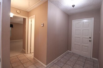 10323 Quail Meadow St in San Antonio, TX - Building Photo - Building Photo