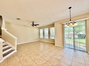 6713 Breezy Palm Dr in Riverview, FL - Building Photo - Building Photo