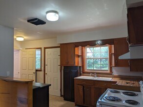 165 E Toombs Ave in Lyons, GA - Building Photo - Building Photo