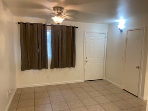 2 Central Ave in Lemon Grove, CA - Building Photo - Building Photo