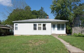 105 N Jefferson St in Bloomington, IN - Building Photo