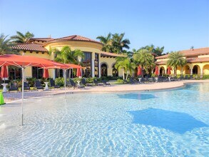 20110 Ragazza Cir in Venice, FL - Building Photo - Building Photo