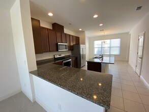 15555 Honeybell Dr in Winter Garden, FL - Building Photo - Building Photo