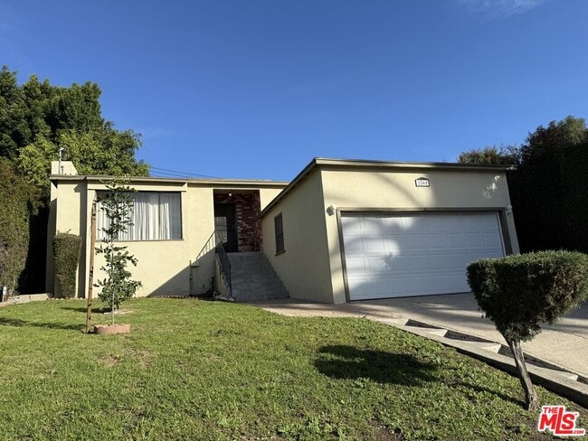 property at 2261 W 26th Pl