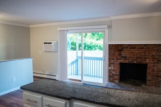 678 Savin Ave in West Haven, CT - Building Photo - Building Photo