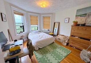 1775 Massachusetts Ave, Unit 6 in Cambridge, MA - Building Photo - Building Photo