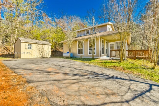 1216 Bugscuffle Rd in Hiawassee, GA - Building Photo - Building Photo