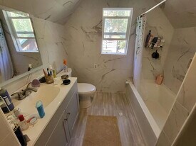 13341 Moraine Rd in Truckee, CA - Building Photo