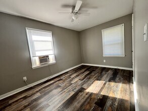 51 Cloverdale St in Jackson, TN - Building Photo - Building Photo