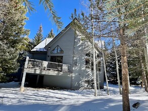 3891 Bighorn Rd in Vail, CO - Foto de edificio - Building Photo