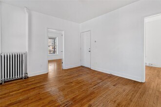 94 Winnikee Ave-Unit -2 in Poughkeepsie, NY - Building Photo - Building Photo