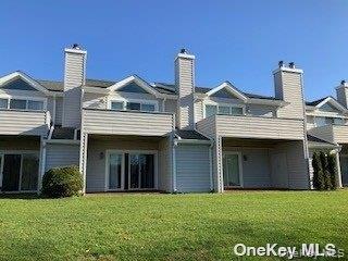 34 Montauk Hwy in Westhampton, NY - Building Photo - Building Photo