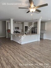680 Barneswyck Dr in Fuquay Varina, NC - Building Photo - Building Photo