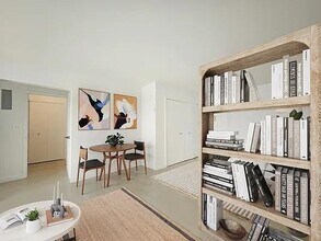 275 South St in New York, NY - Building Photo - Building Photo
