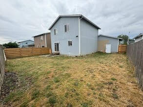 154 Hannah Ln in Chehalis, WA - Foto de edificio - Building Photo