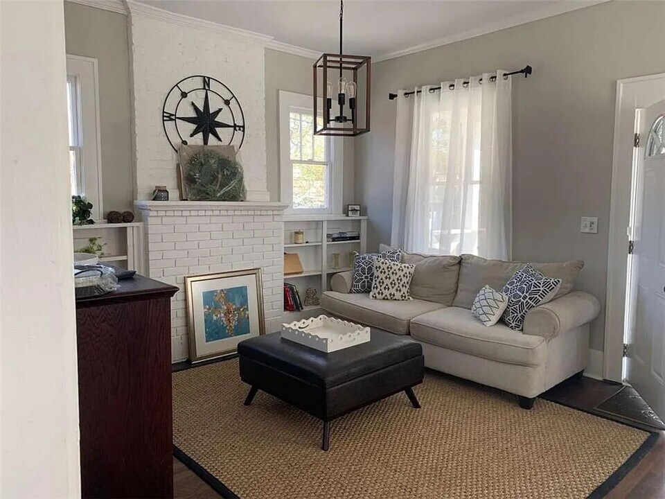 Room in Duplex on Jackson St in Atlanta, GA - Building Photo