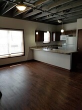 427 Story St, Unit 1 in Boone, IA - Foto de edificio - Building Photo
