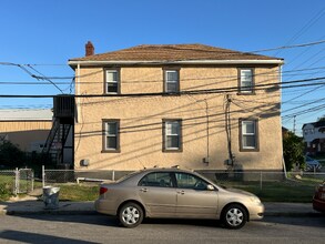 1003 Clifton Ave-Unit -N2 in Sharon Hill, PA - Building Photo - Building Photo