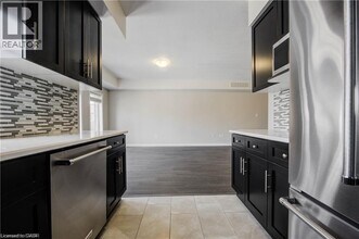 70 Willowrun Dr in Kitchener, ON - Building Photo - Building Photo