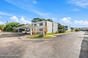 8401 N Atlantic Ave, Unit 2 in Cape Canaveral, FL - Building Photo