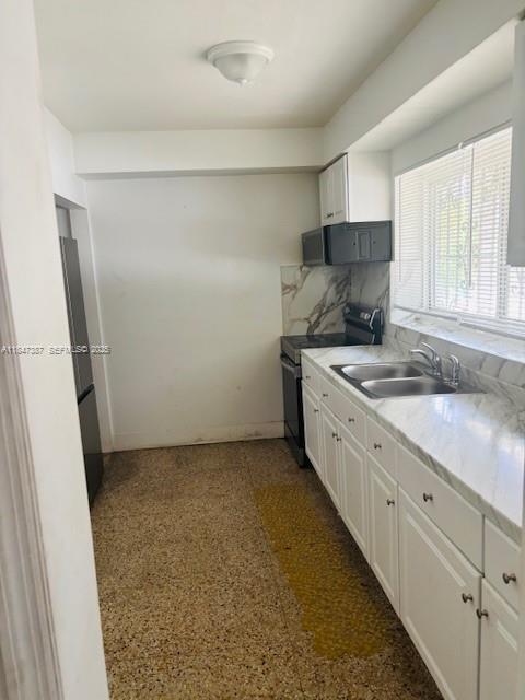 property at 4950 N Miami Ave