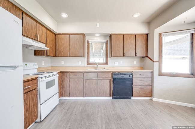 524 Harrison St in Little Chute, WI - Foto de edificio - Building Photo