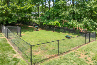 Century Oaks on College in Greensboro, NC - Building Photo - Building Photo