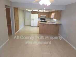 4938 Malibu Ct in Lakeland, FL - Building Photo - Building Photo