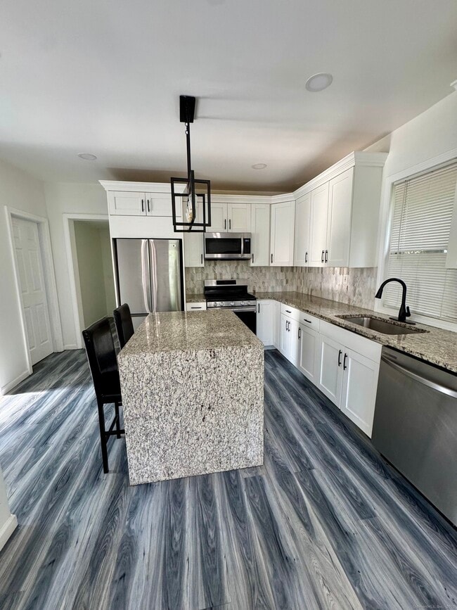 29 Bellevue St in Waterbury, CT - Building Photo - Building Photo