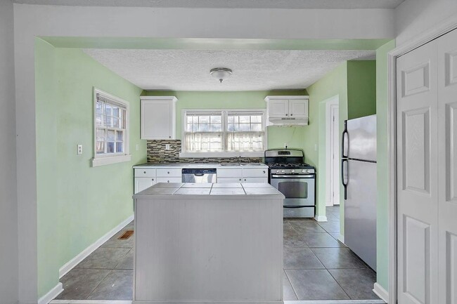 property at 3723 Elkins Ave