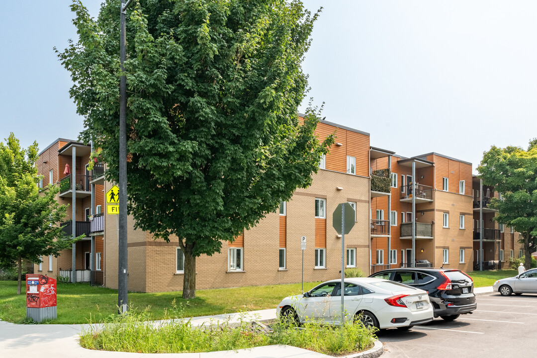 2975 Duval Av in Québec, QC - Building Photo