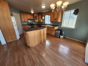348 Speedway Ave in Missoula, MT - Building Photo - Building Photo