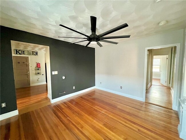 360 Weeden St in Pawtucket, RI - Foto de edificio - Building Photo