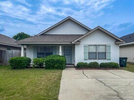 491 Portside Dr in Pensacola, FL - Building Photo